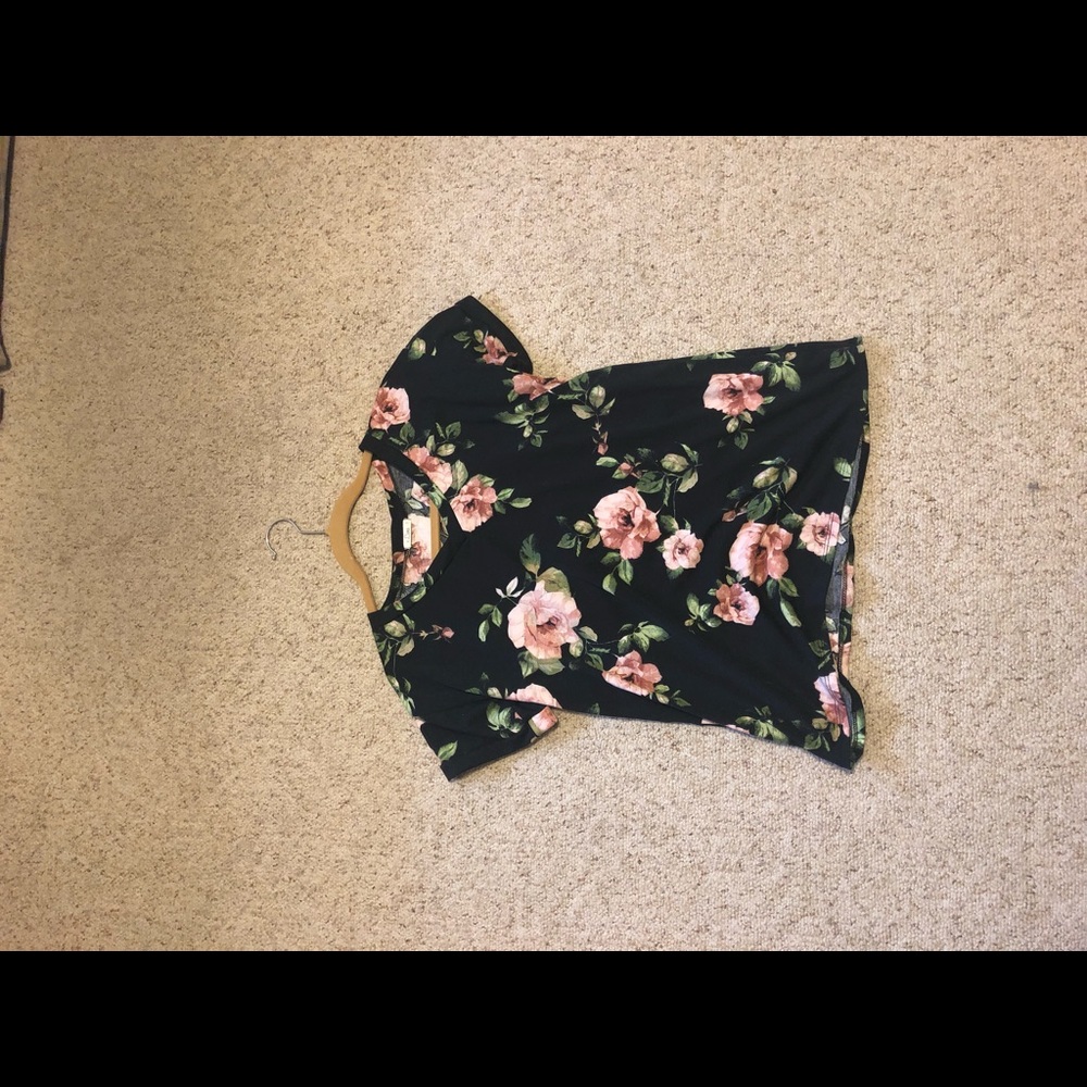 Rose T-shirt